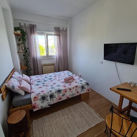 Sobe Divna Velika Mlaka Exterior foto
