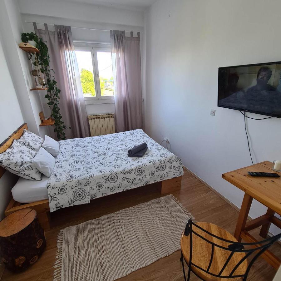Sobe Divna Velika Mlaka Exterior foto